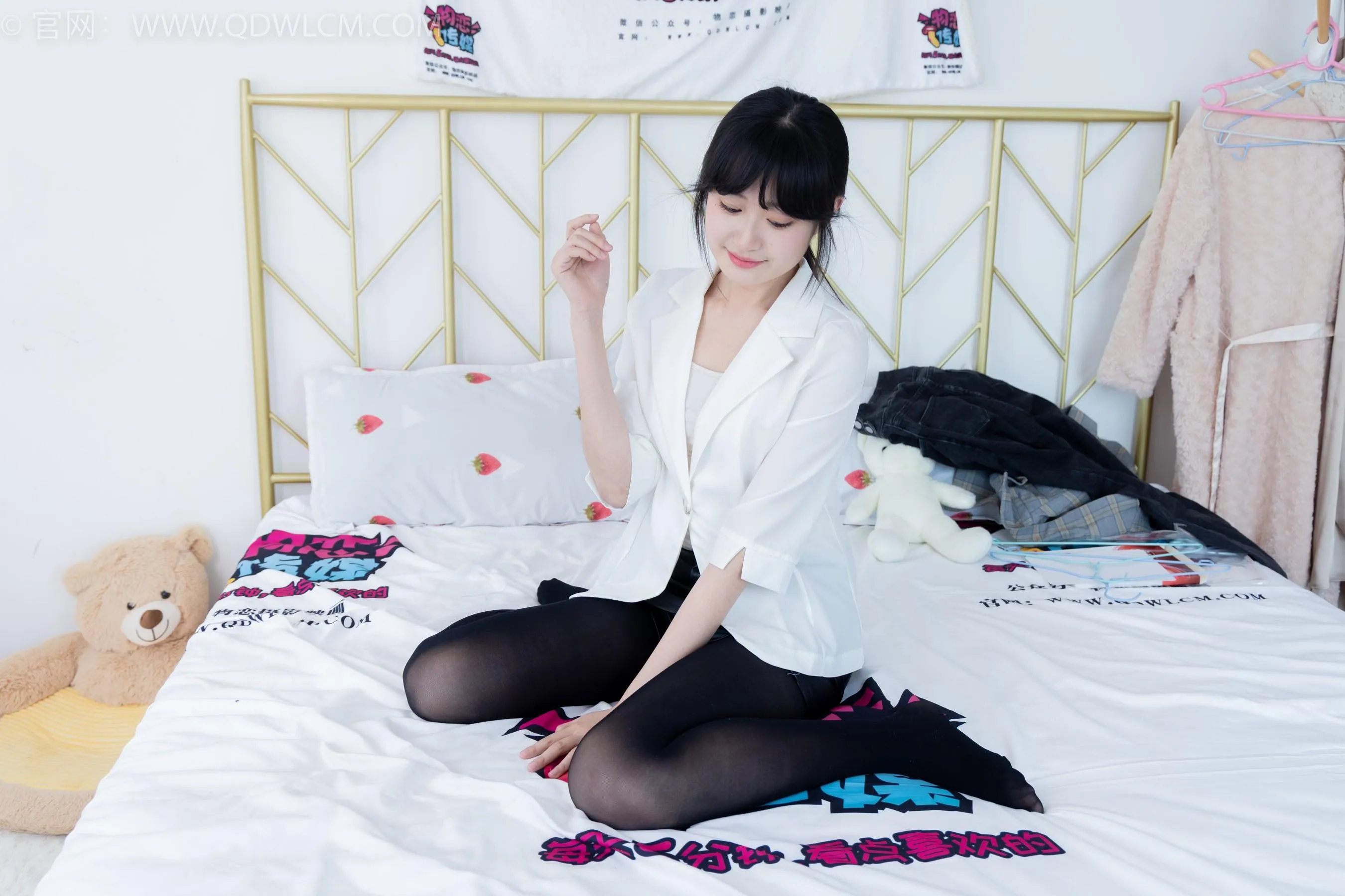 物恋传媒 NO.1569 小敏-假装忘了 [169P]插图1